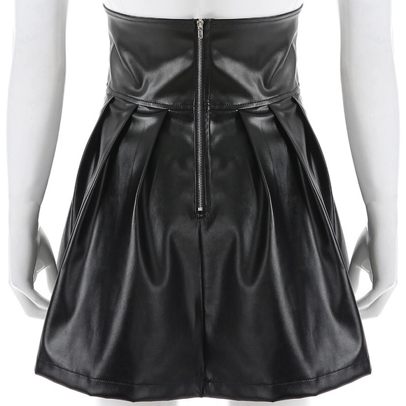 Dark Wanderer Pleated Corset Mini Skirt - Picture 3 of 8